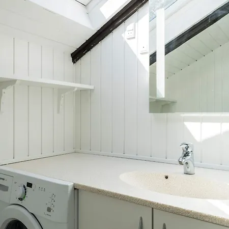 Feriehus Cozy Retreat In Blavand-by Traum